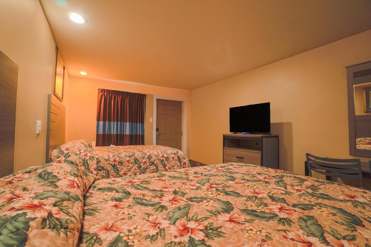 Days Inn By Wyndham Aransas Pass Exterior photo