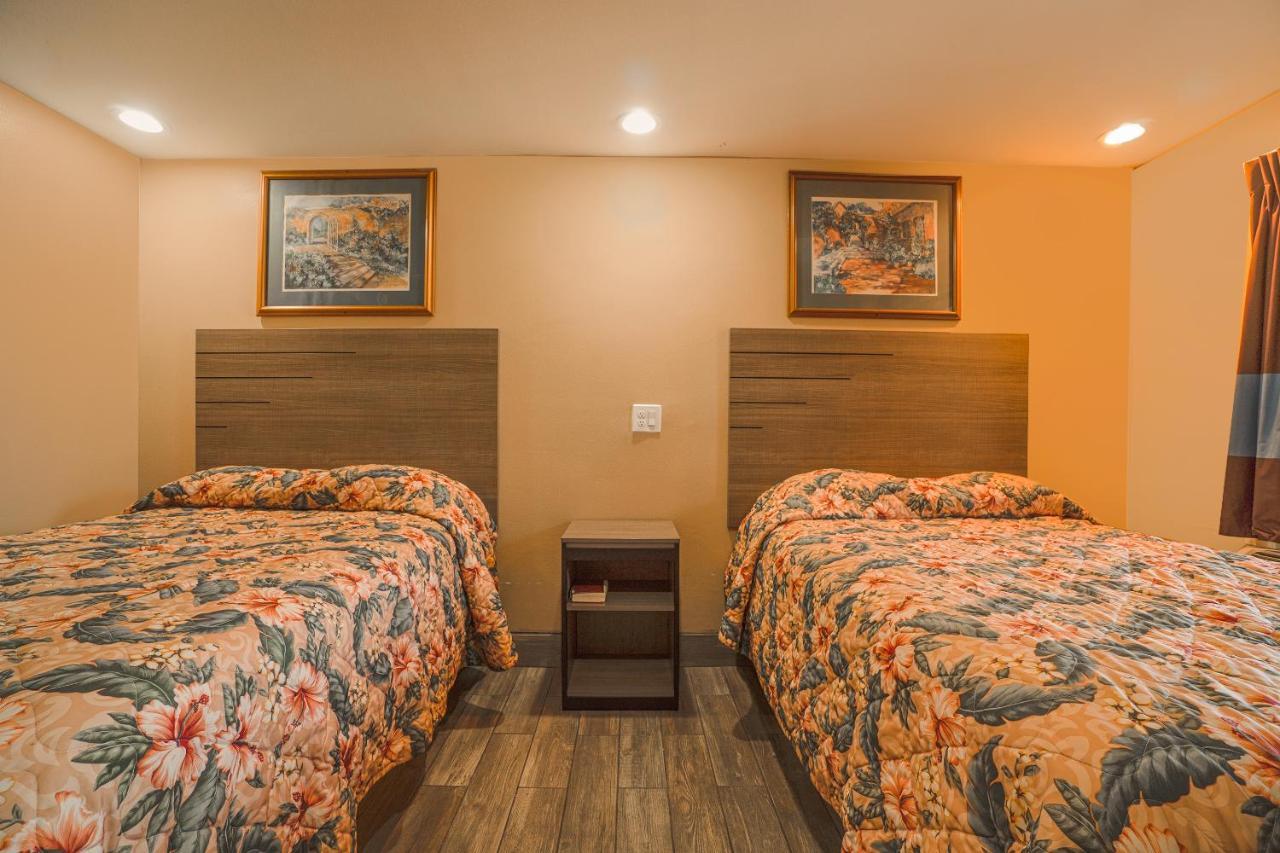 Days Inn By Wyndham Aransas Pass Exterior photo